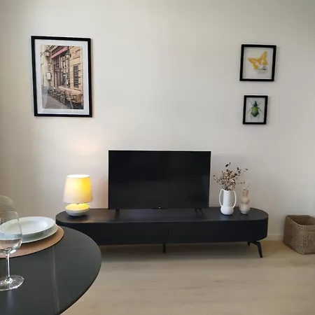 Stylish In The Heart Of Old Town Apartment Pressburg